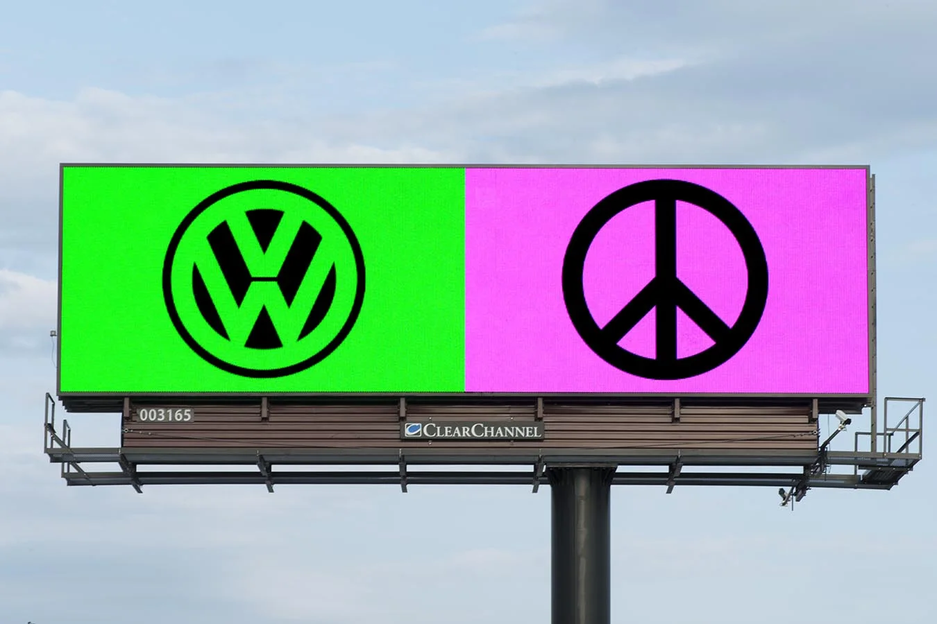 DAY20_SALE_VW_PEACE_SITE02_1350.jpg
