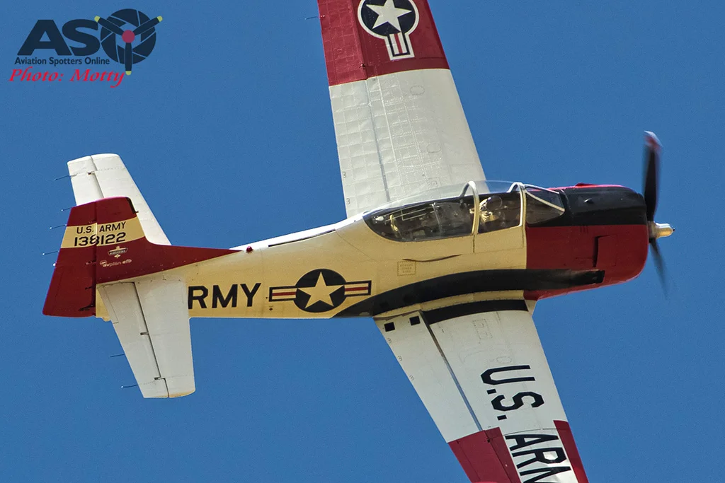 Mottys-Flight-of-the-Hurricane-Scone-2-3352-T-28-Trojan-VH-FNO-001-ASO.jpg