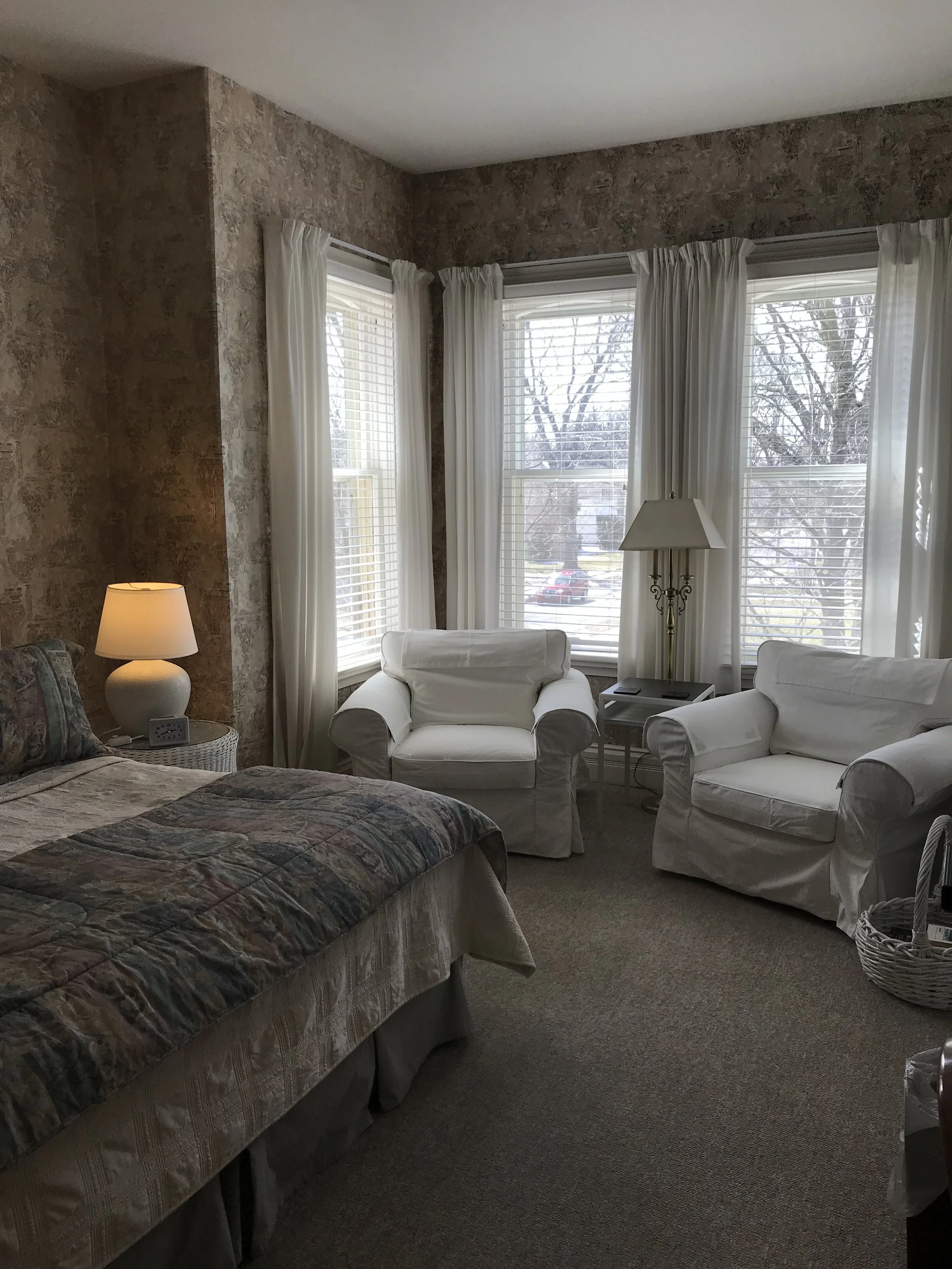 Room 2 Vertical.jpg