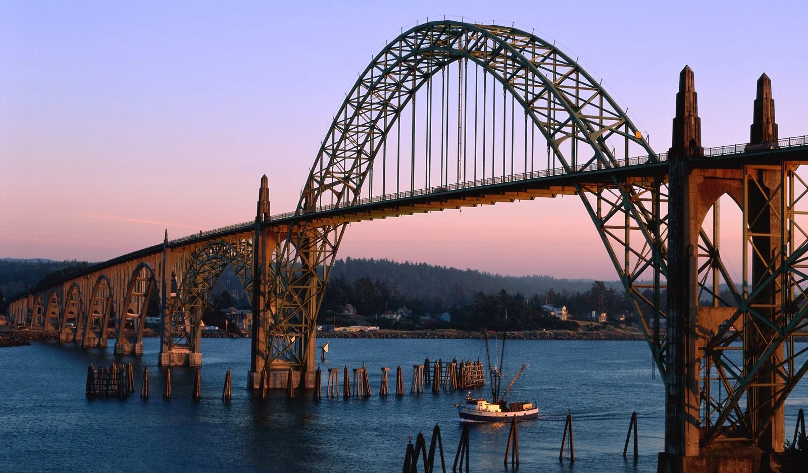 Bridge in Newport.jpg
