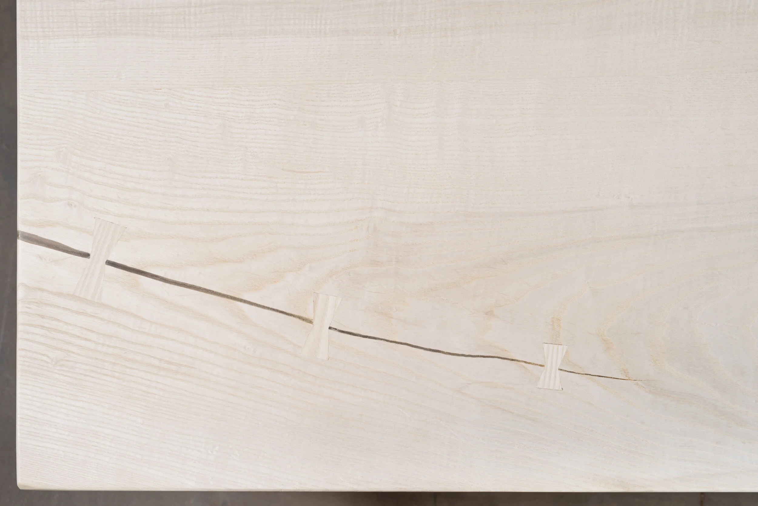 print_mjostudios_coffeetable_June2010_10.jpg