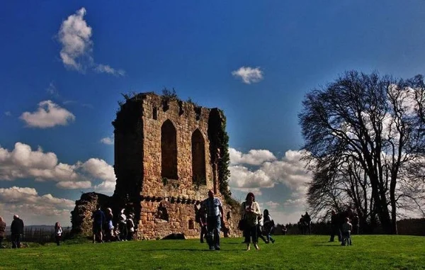 castle2.jpg