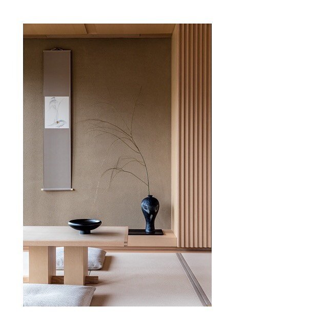Nature steals the show at one of the ancient capital&rsquo;s latest luxury hotels. The Aman Kyoto is a wonderfully authentic yet contemporary sanctuary located in an exquisite once-forgotten secret garden. .
.
The stunning property is surrounded by m