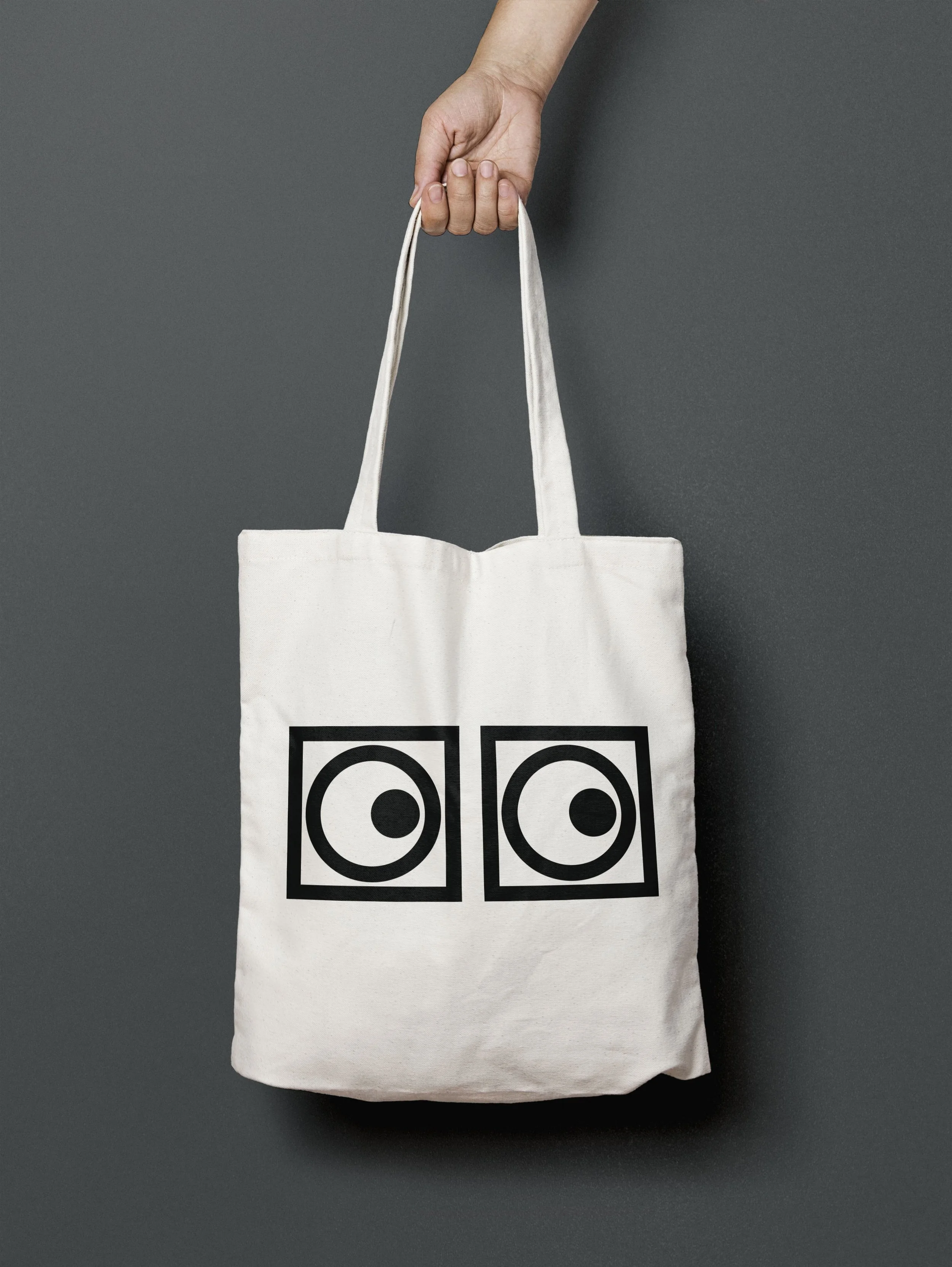 Canvas-Tote-Bag-MockUp-Recovered.jpg
