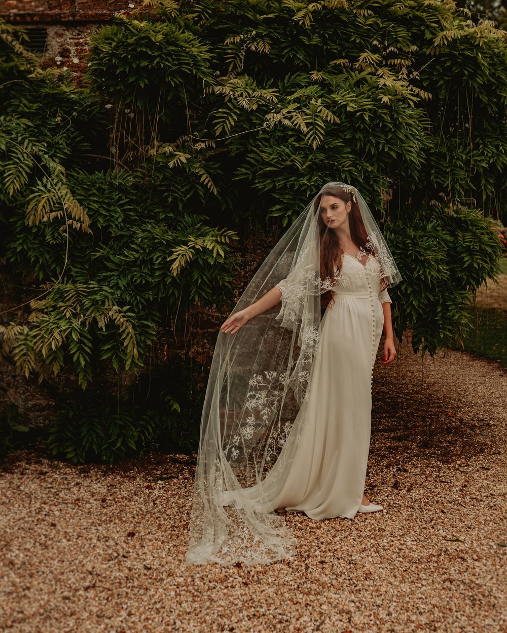 Daisy-Sheldon-Embroidered-Veils-Kate-Beaumont-Wedding-Dresses-Lou-White-Photography-17.jpg