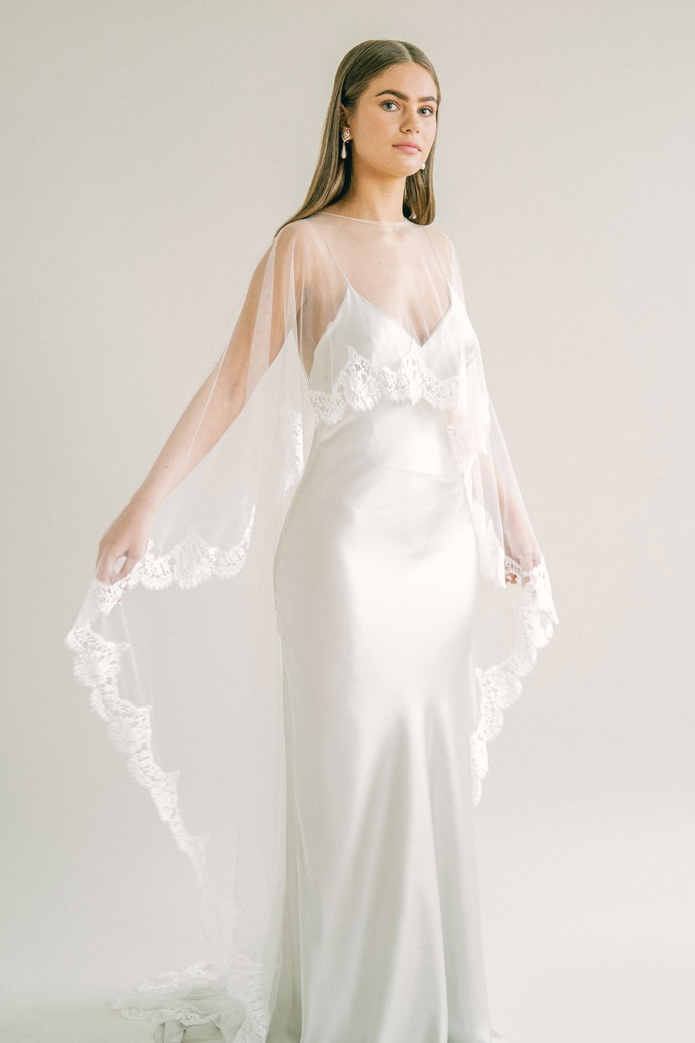 SomethingBlue-Kate-Beaumont-wedding-dresses-Emma-Pilkington-Photography-15.jpg