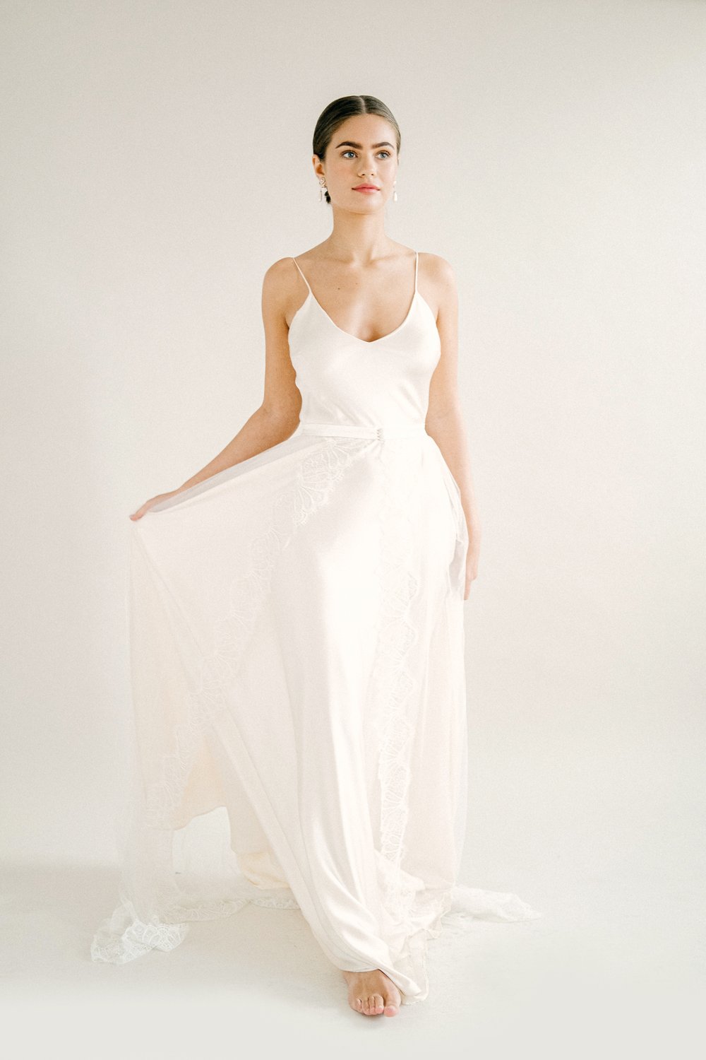SomethingBlue-Kate-Beaumont-wedding-dresses-Emma-Pilkington-Photography-59.jpg