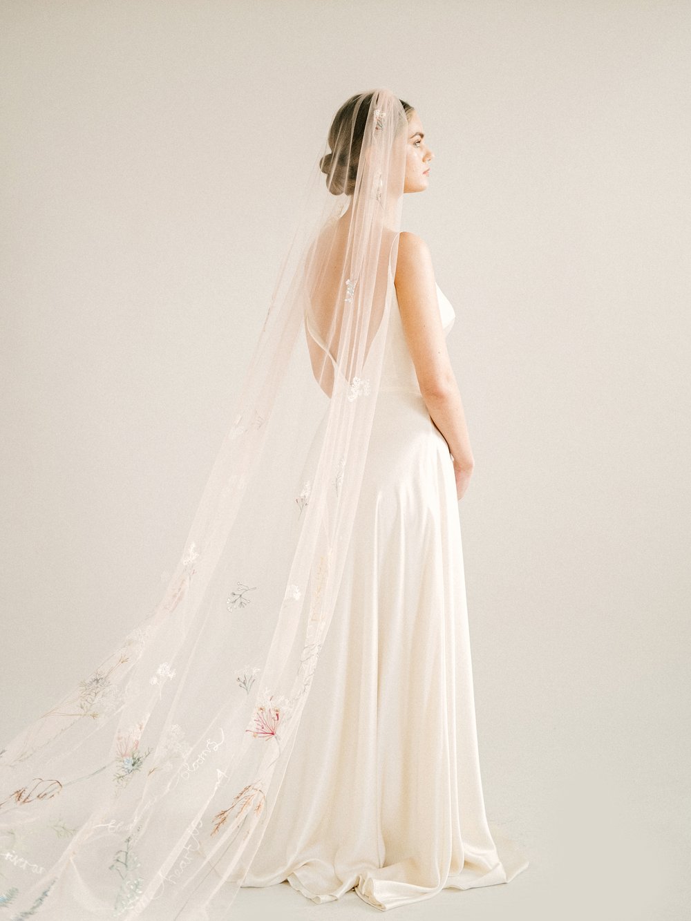 SomethingBlue-Kate-Beaumont-wedding-dresses-Emma-Pilkington-Photography-65.jpg