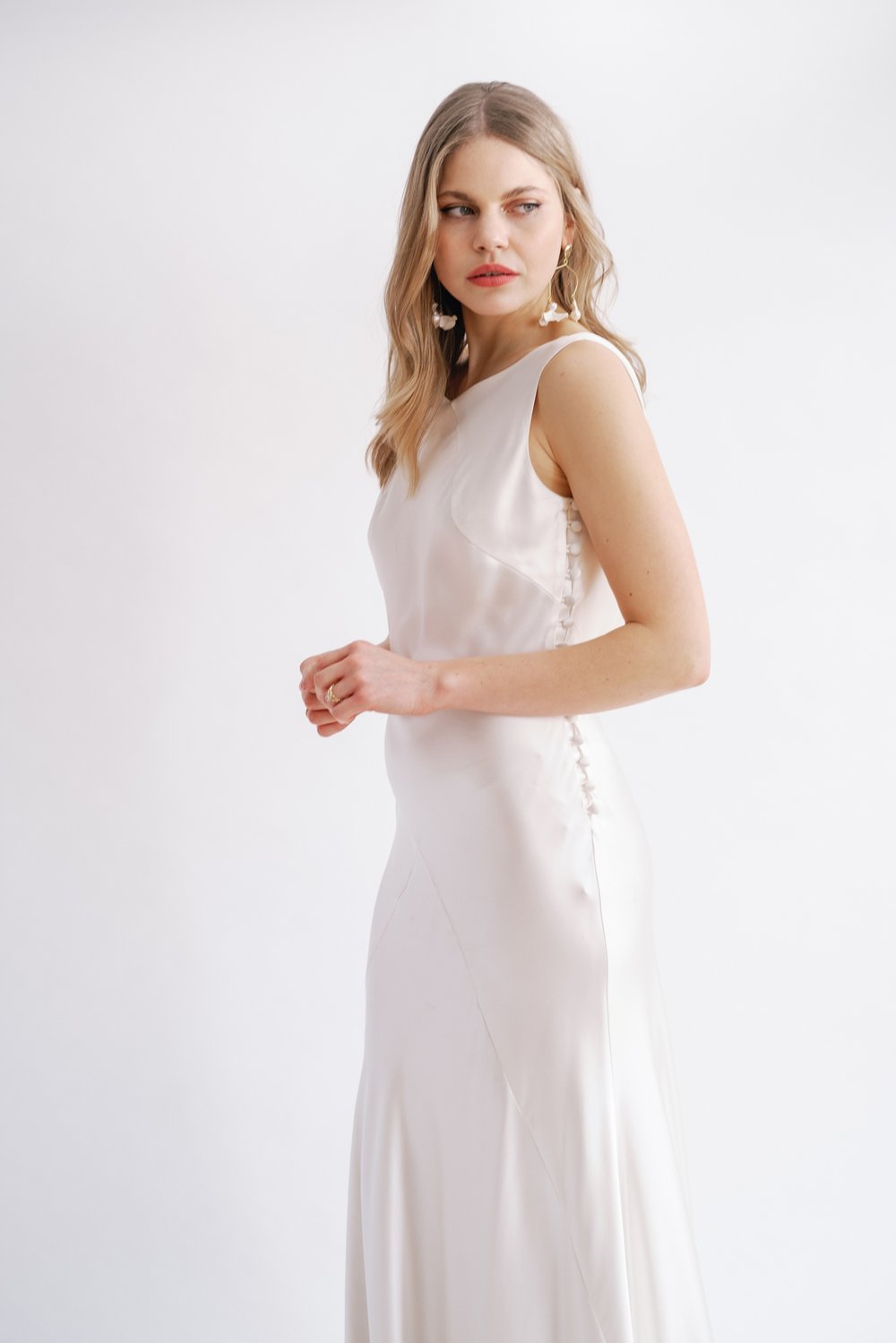 Gladioli silk wedding gown Kate Beaumont Sheffield 4.jpg