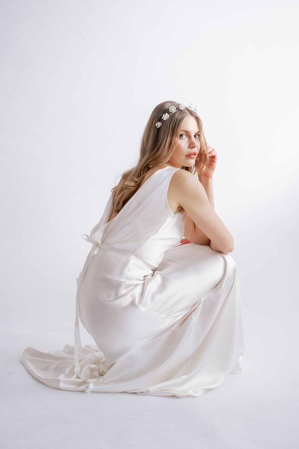 Gladioli silk wedding gown Kate Beaumont Sheffield 8.jpg