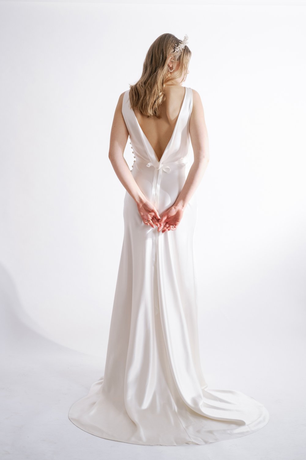 Gladioli silk wedding gown Kate Beaumont Sheffield 13.jpg