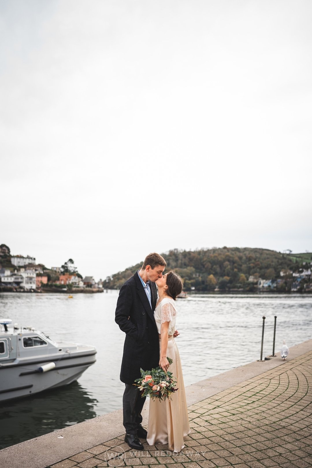 Alice and Ed's beautifully intimate, low-key Devon wedding is newly up on my website. 
Alice wore a combination of our bridal separates - the Hellebore silk-chiffon and lace top, and the silk-satin Larkspur skirt. And she looked absolutely amazing!
I