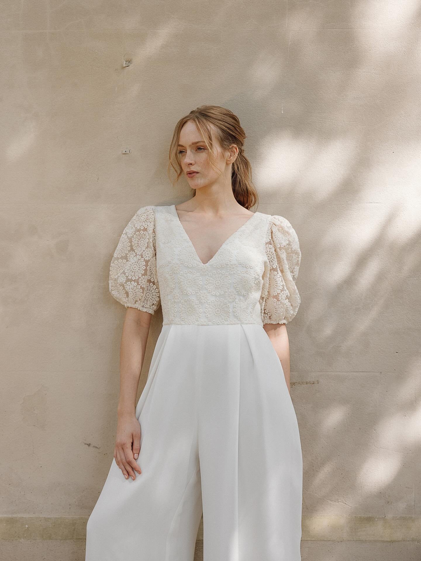 Introducing Viburnum - our new bridal jumpsuit. 
The top is made from a soft organic peace silk organza, embroidered in organic cotton - perfect for those softly sculpted puff sleeves. With draped, soft sandwashed silk marocain for the trousers. 
Bas