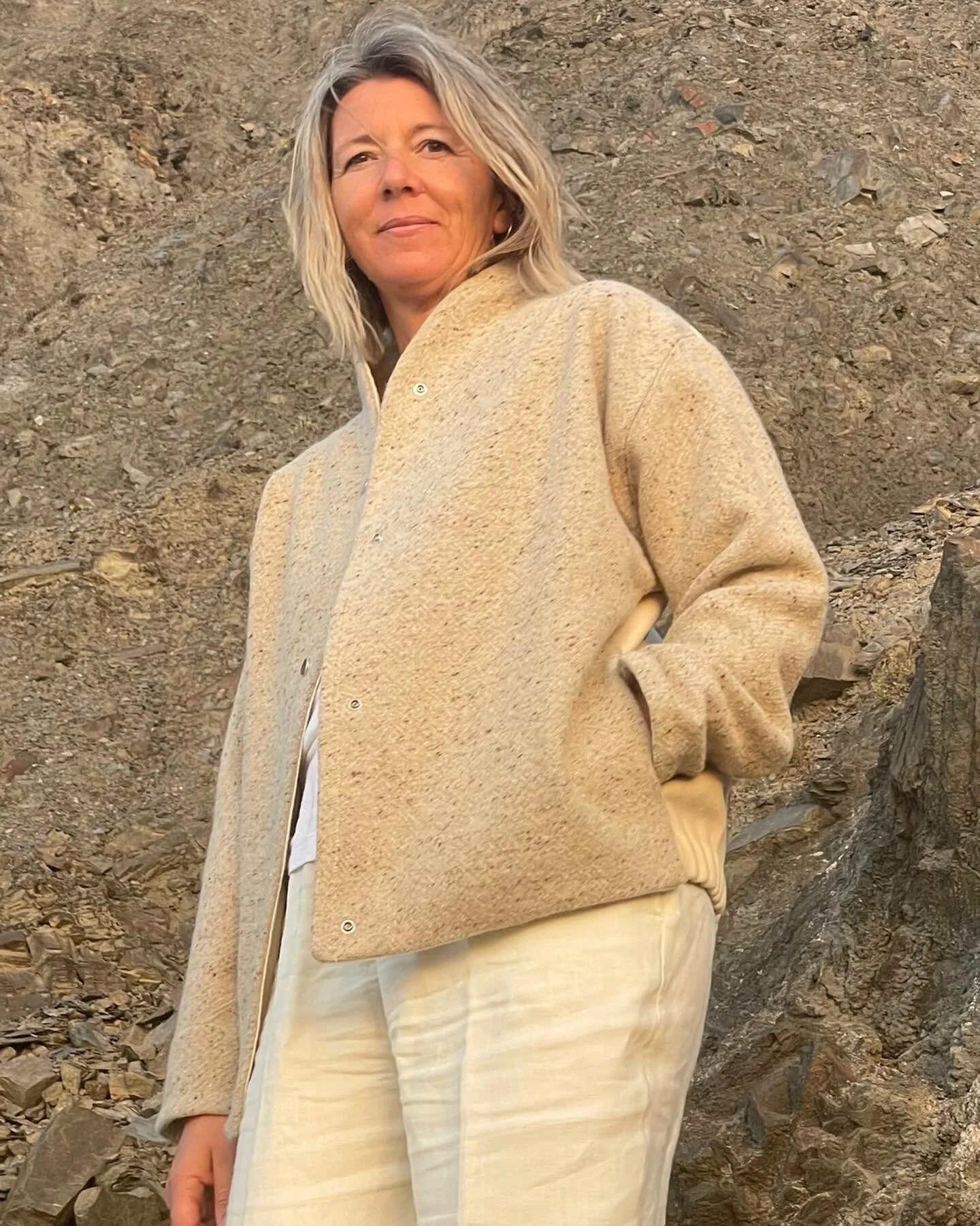 42304DBA-1E8A-4A70-9CAF-BCF2E4766AA6