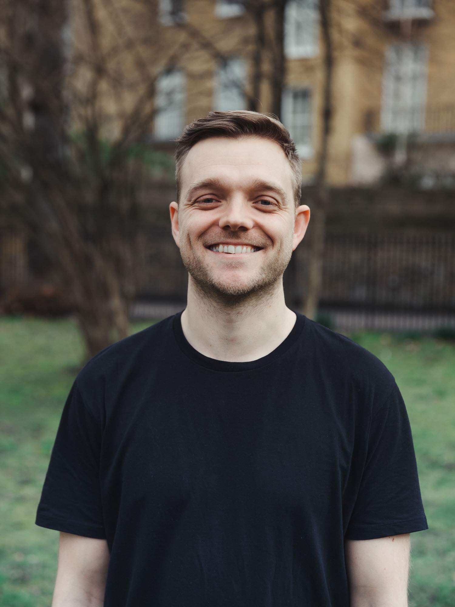 htb-staff-chris-steward-worship.jpg
