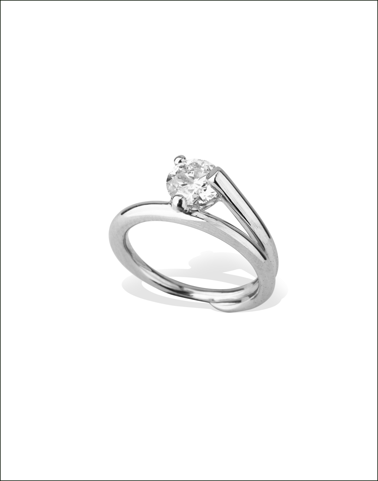 Completedworks-Subverted-Flower-Bridal-Ring-WHITE-GOLD-1-1.png