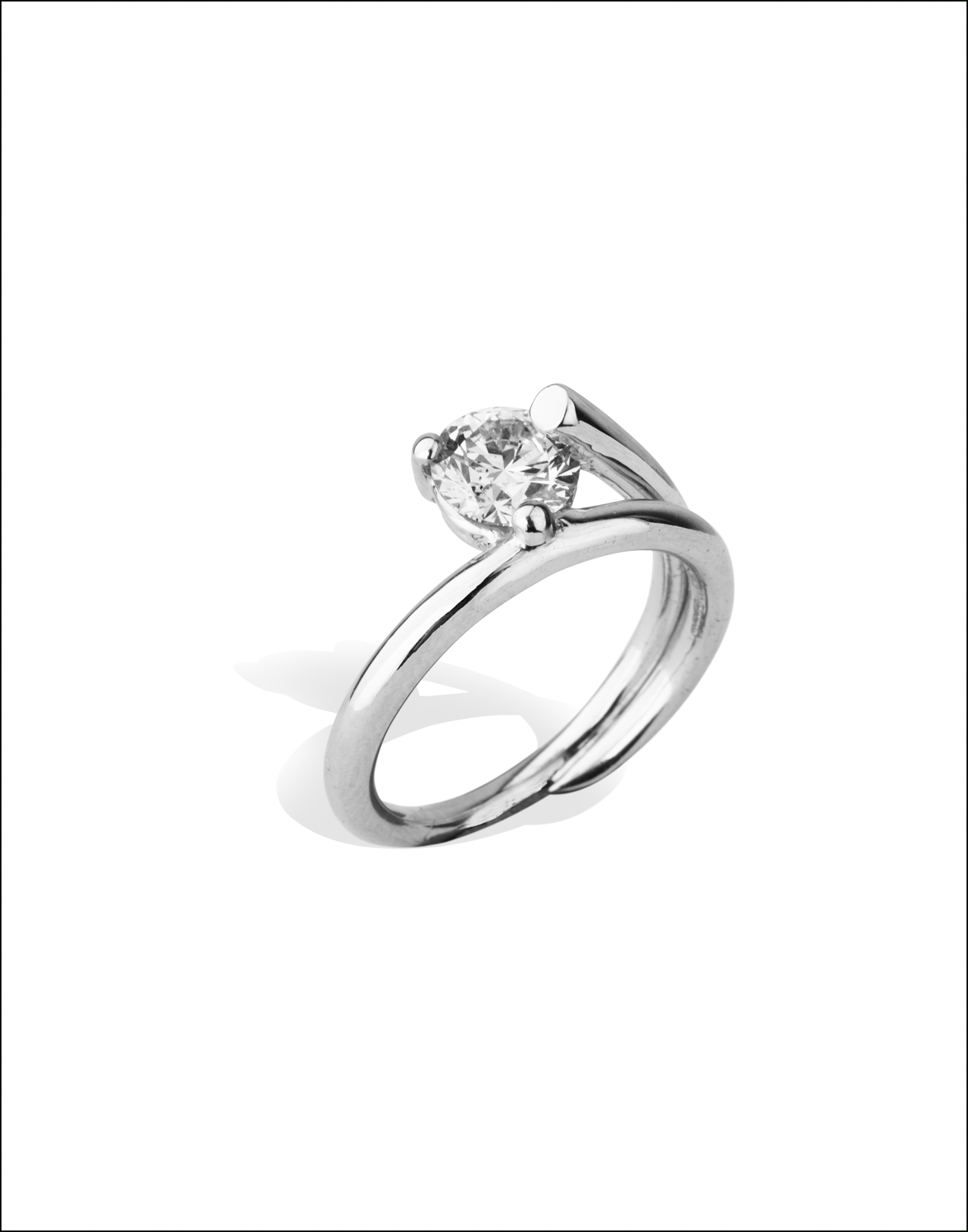 Completedworks-Subverted-Flower-Bridal-Ring-WHITE-GOLD-5-1.png