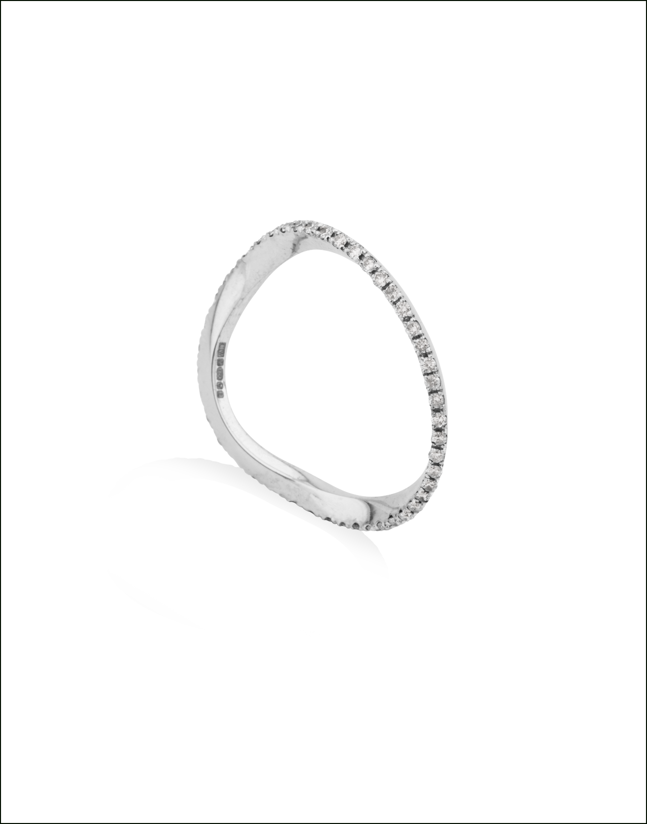 Completedworks-Wedding-Band-Wave-Gold-Ring-3-1.png