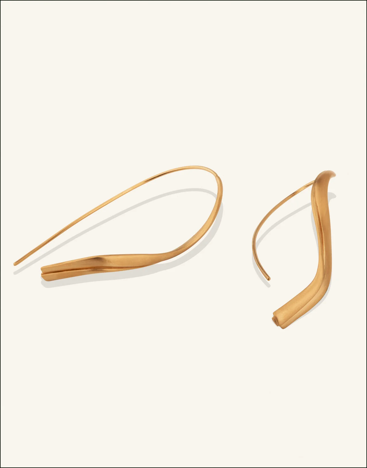 Completedworks-Gold-Vermeil-Earrings-Suspension-5.jpg