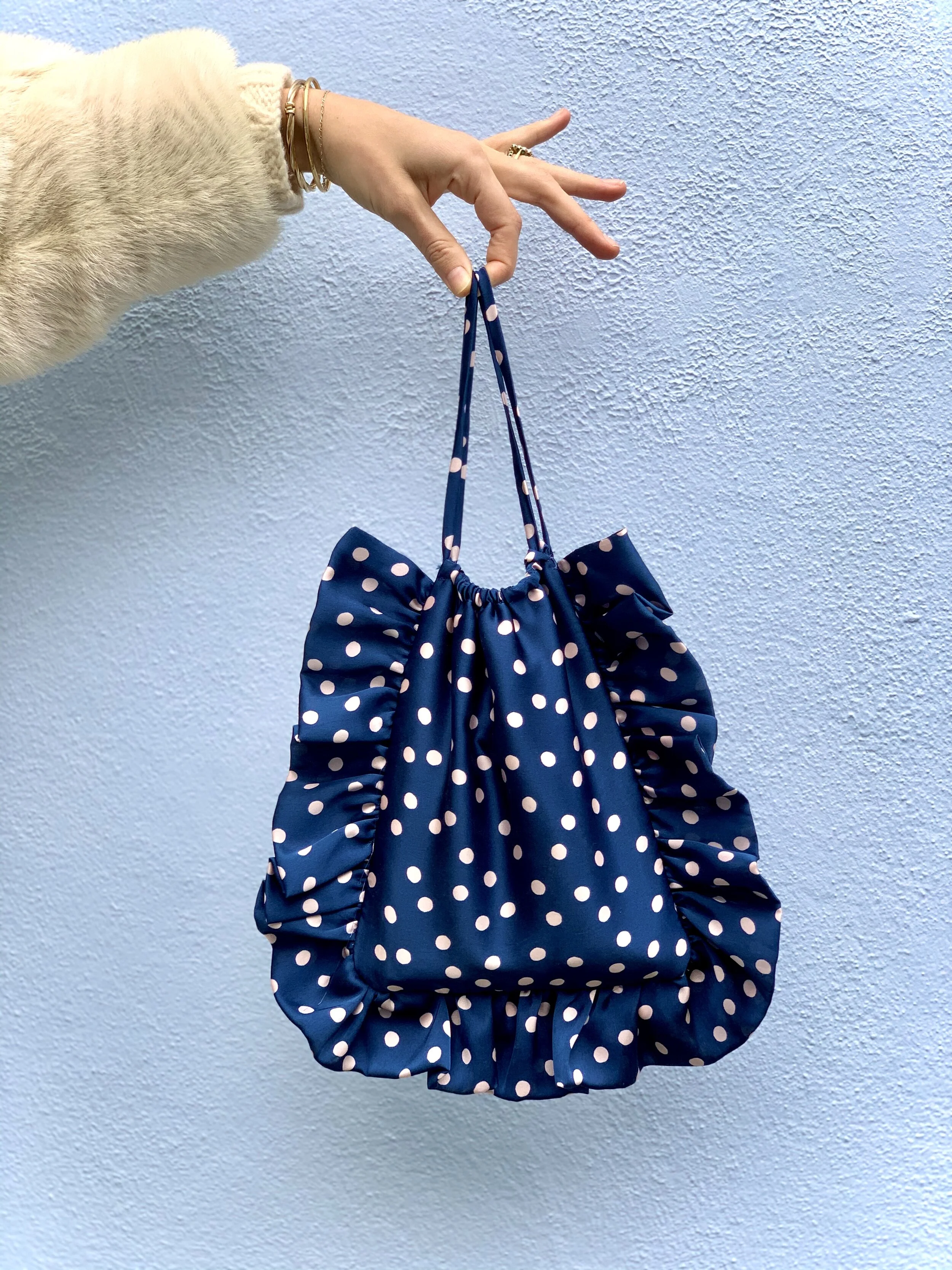 E83698C7-3814-4280-9BEA-7EA4190E0A53