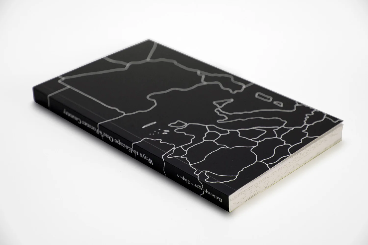  Baltensperger + Siepert B+S Productions, Zurich 2017 ISBN 978-3-9524764-0-6 192 Pages Language: German/English/Arabic Format 11 cm x 18 cm   Learn more  