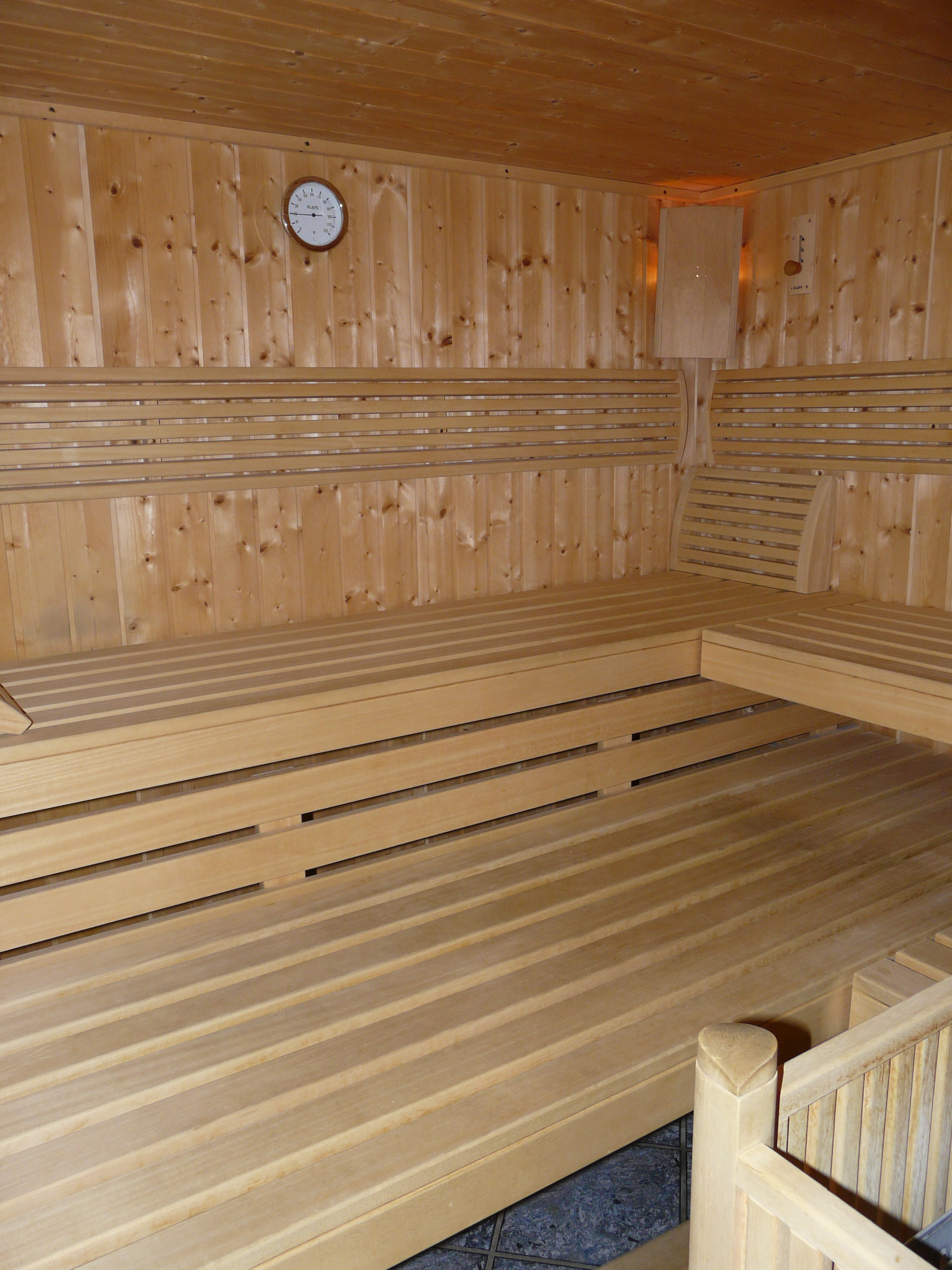 sauna.JPG