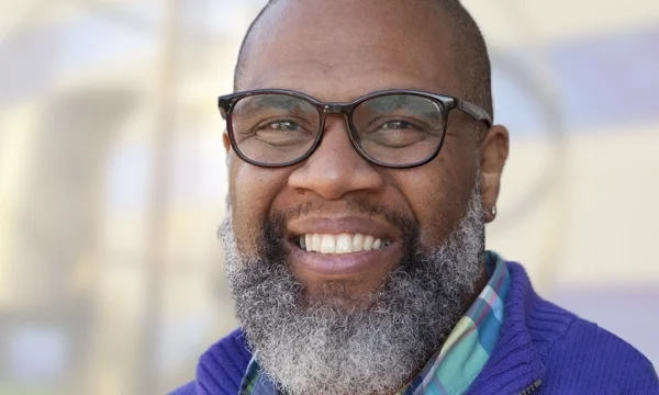 Kelvin_Walker_Headshot.jpg