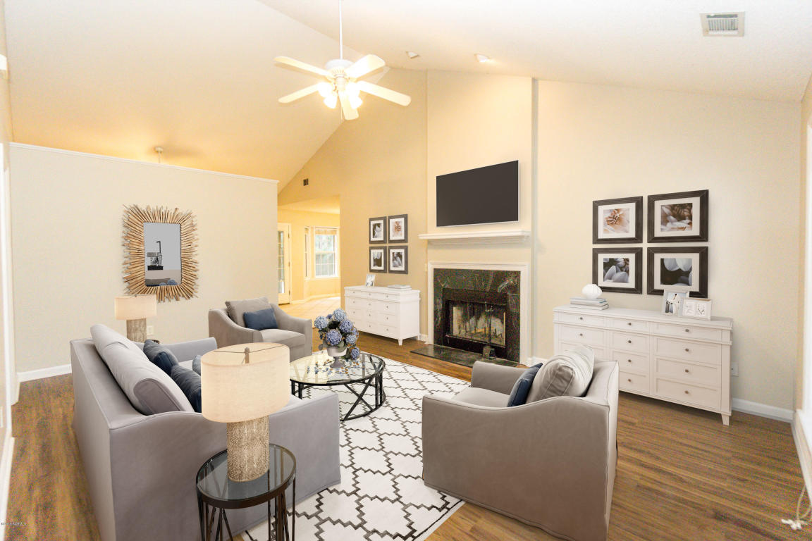 Living.Room.jpg