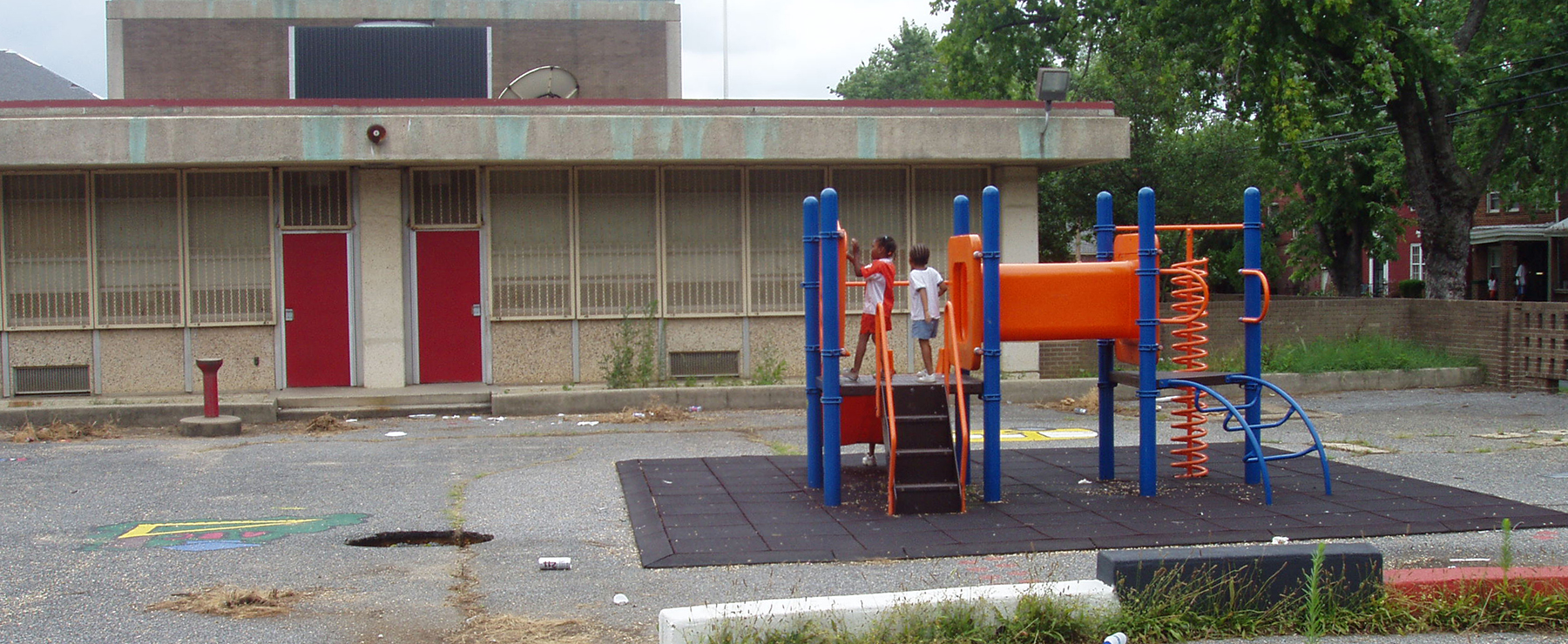 Savoy ES headstart playarea.jpg