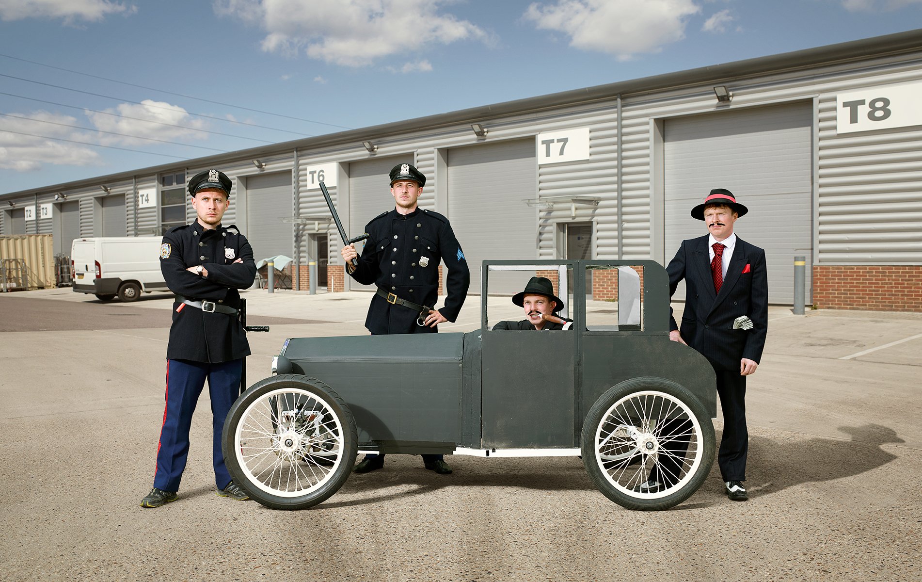   Soapbox Racers / Police Mob  