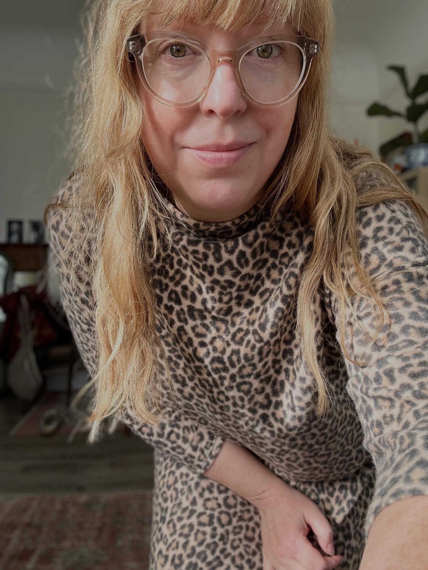 Oh hi hello there! I&rsquo;m here to let you know that WORKSHOP REGISTRATION IS OPEN! Sorry to yell lol, but classes launched earlier today and two of the three are nearly sold out already! So hop to it and join us! Use code NEWYEARSEWING for 20% off