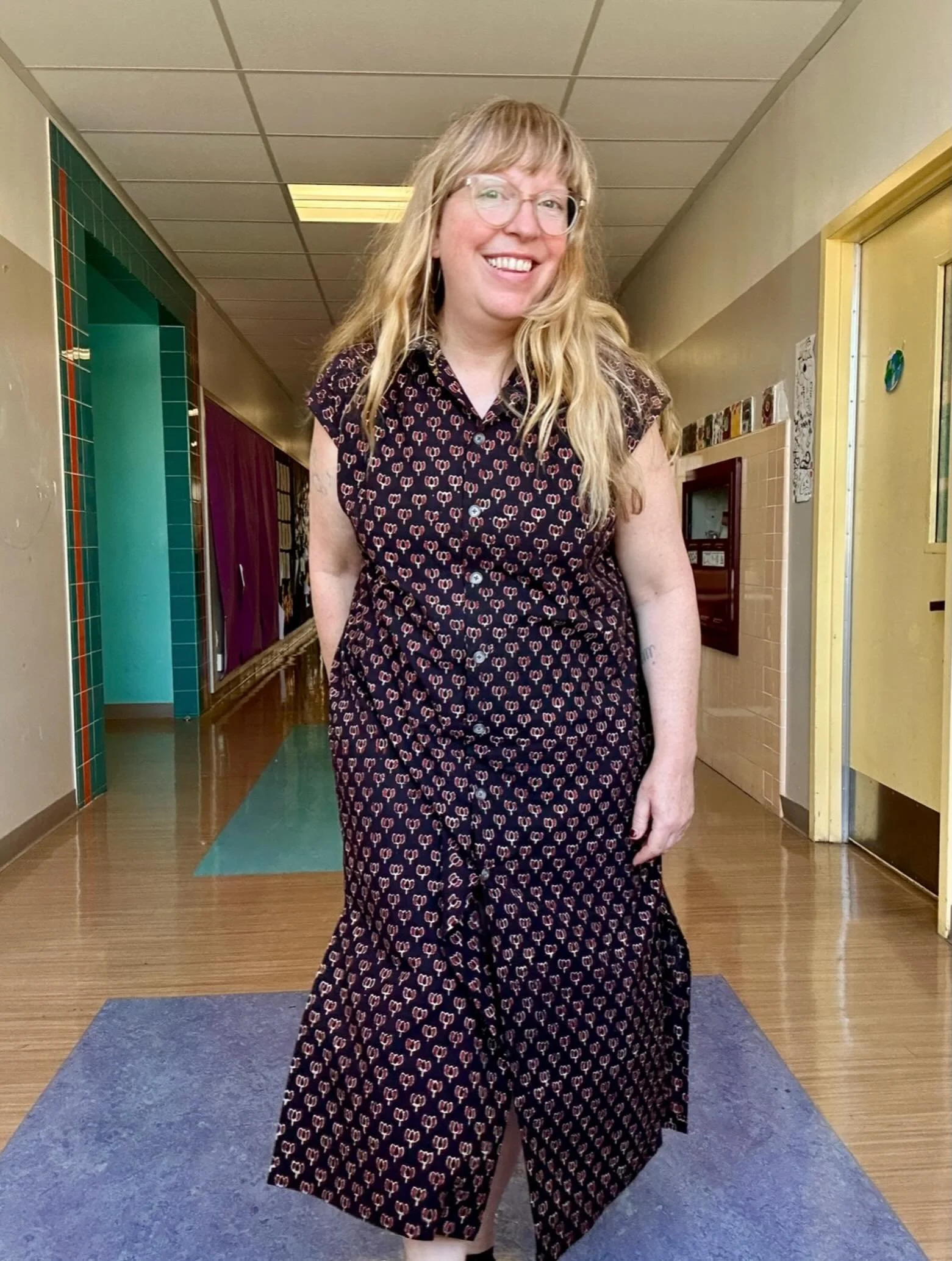 Me made May, day 6! Today is a full day of teaching, and I&rsquo;m wearing my Eaton Dress that I made while teaching it in a virtual workshops a bit ago. The fabric is from @josephinesdrygoods that I picked up while teaching at @agatheringofstitches 