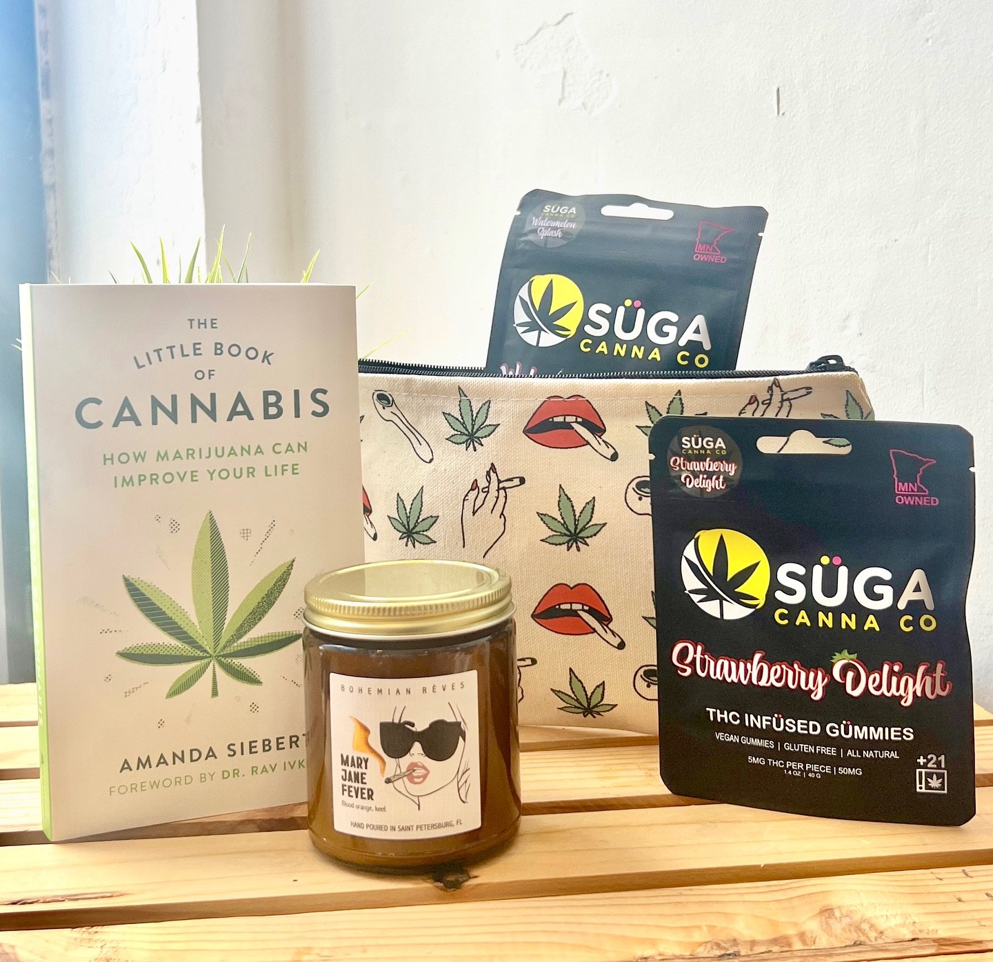 HAPPY 4/20 👏🏼 

Celebrate bonita style today with some @sugacannaco, the iconic @bohemianreves candle, an ICONIC stash bag and ofc a book all about our favorite greens&hellip;. 

Enjoy the holiday responsibly ;) 

#420 #herbalife #mankatomn #canabi