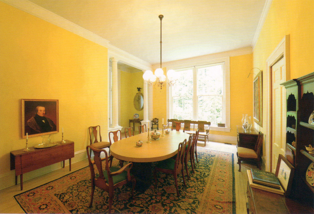 dining room.jpg