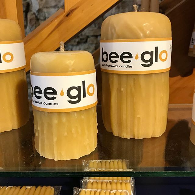 Lots of bee wax candles have arrived in the store this weekend. Perfect to light up these warm summer nights on the deck or patio!

#candles #beeswaxcandles #beeglow #handmade #buylocal #riverguildfinecrafts #summernights