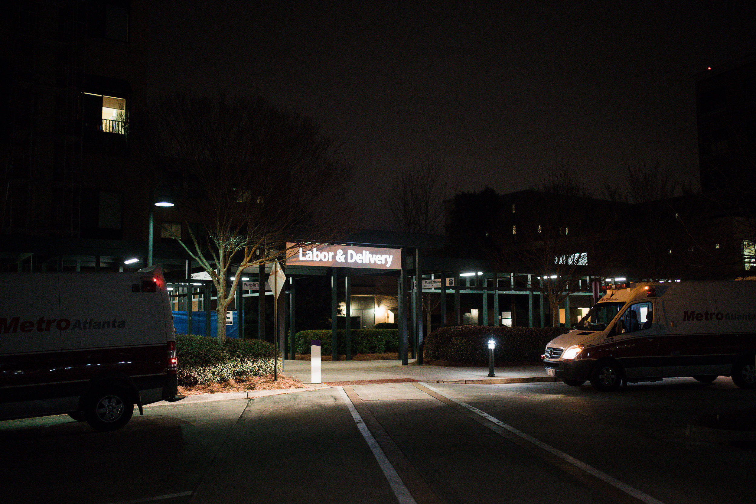 The Labor and Delivery entrance of Kennestone hospital