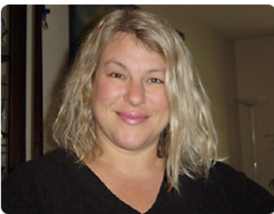 headshot of shari aizenman