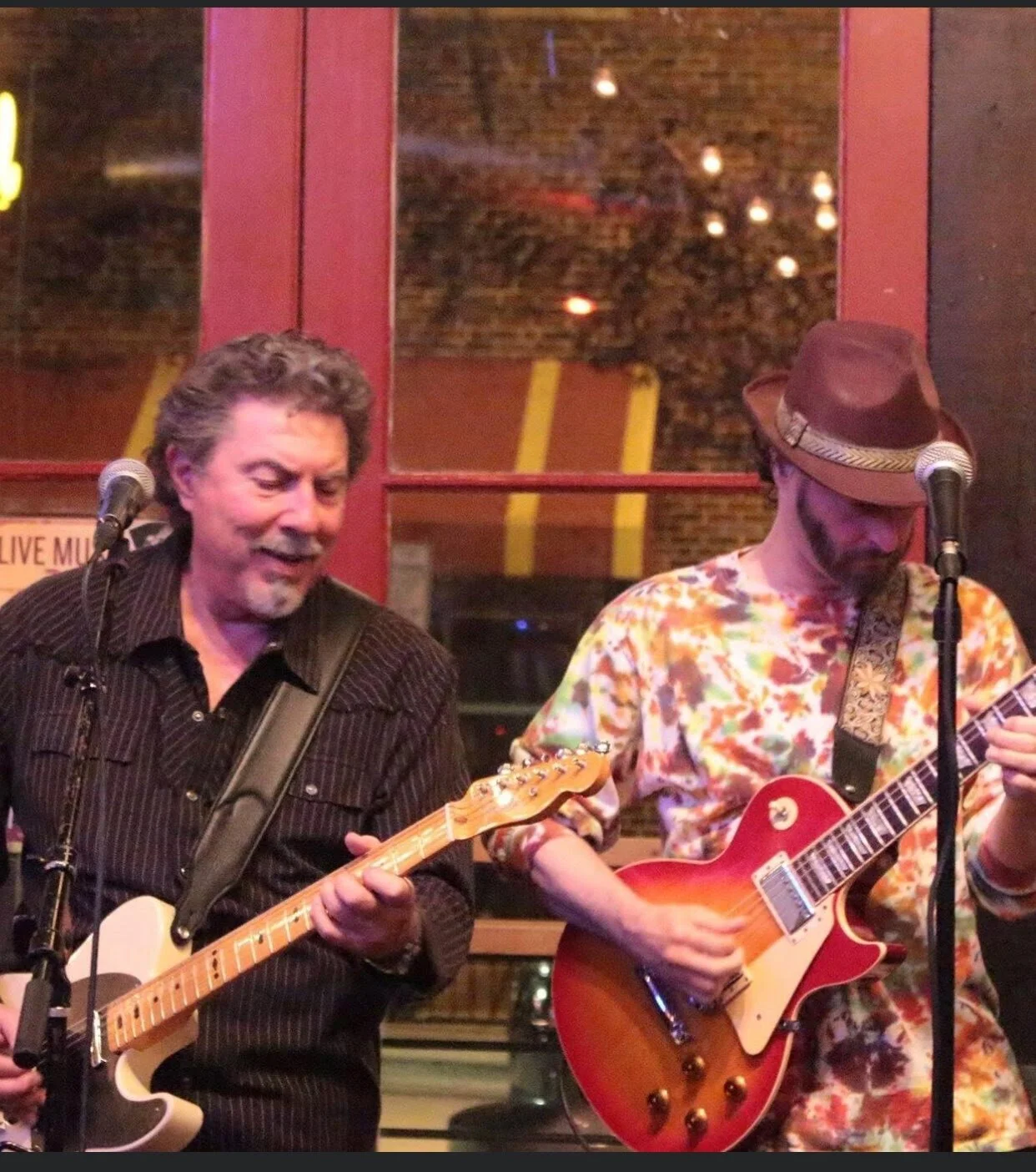 Mark Sena &amp; Hash Brown