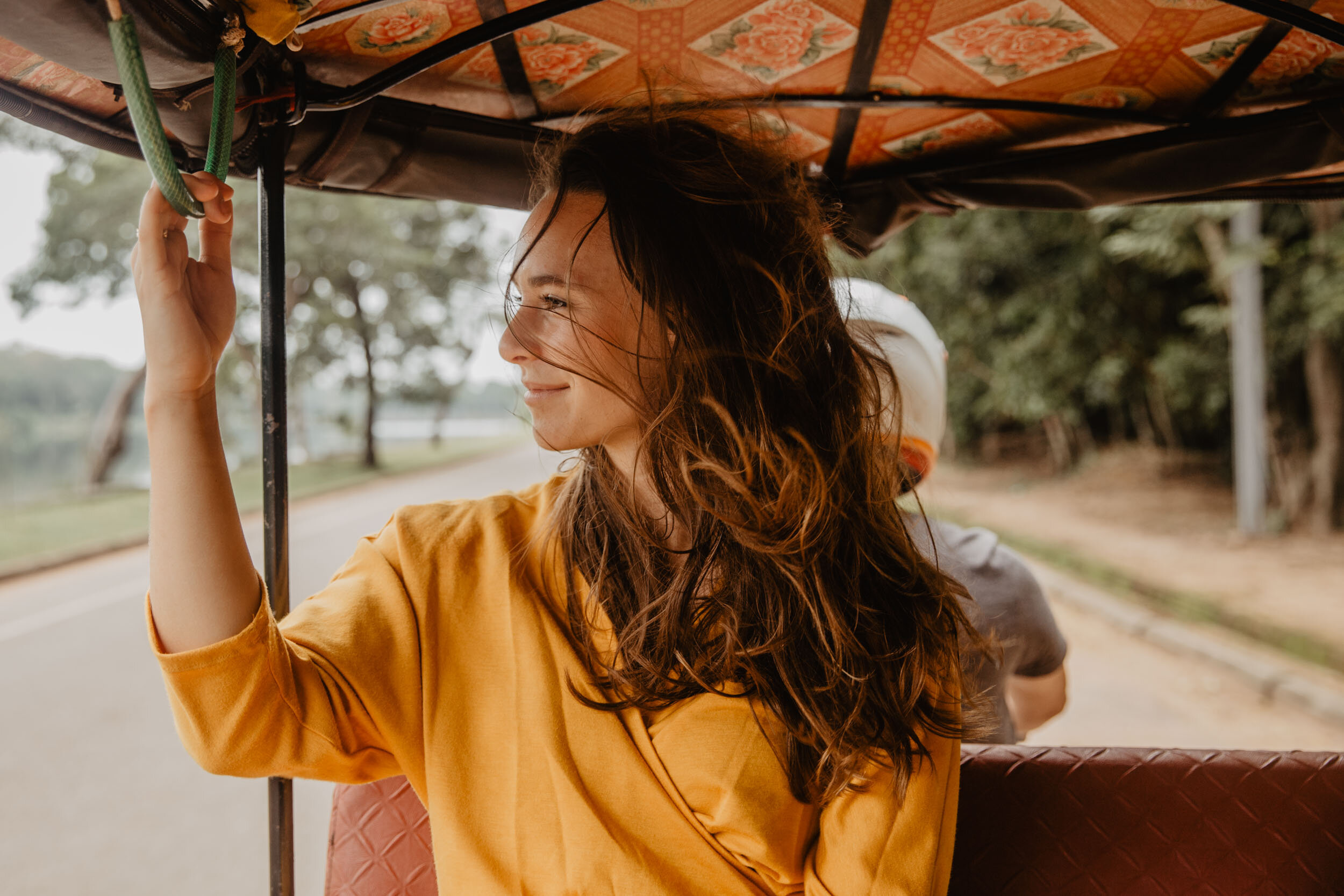 tuk tuk rides in angkor wat cambodia