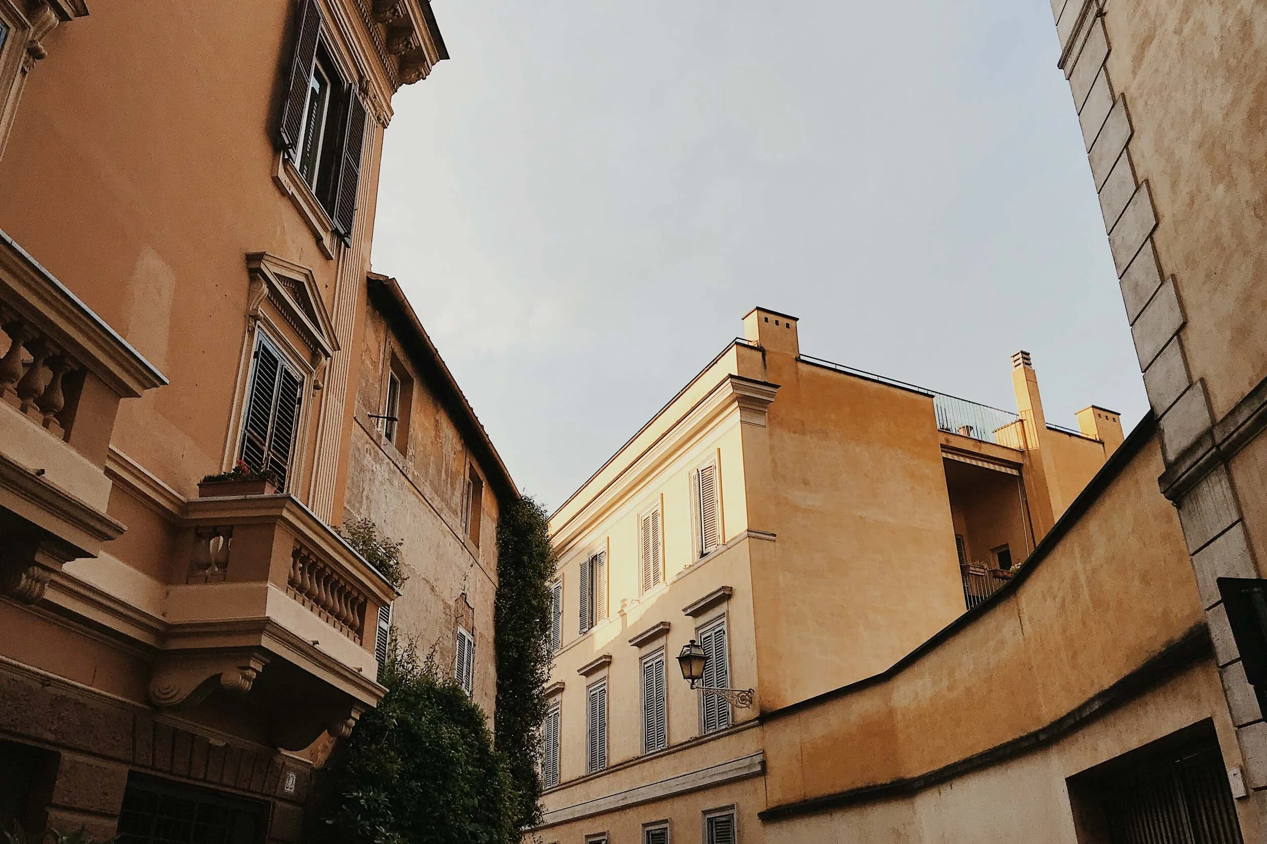 trastevere rome italy