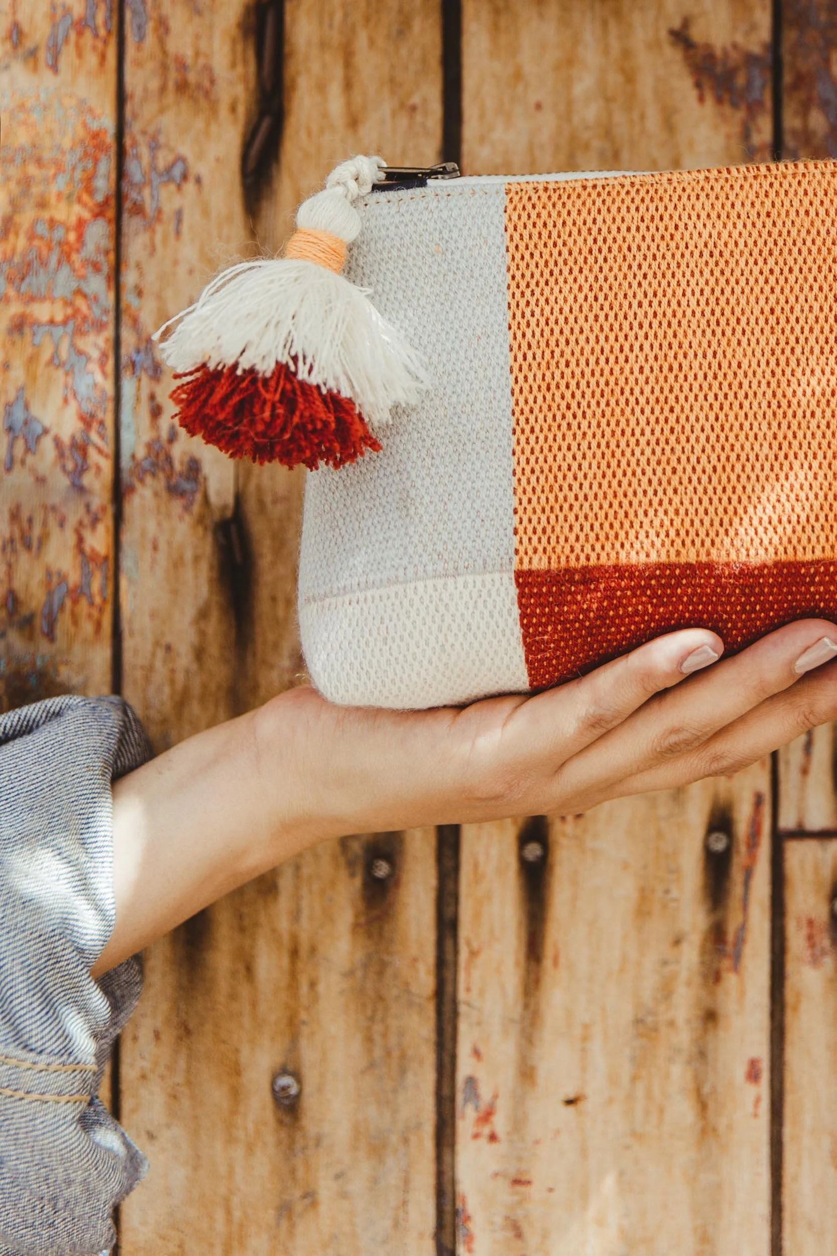cosmetic pouch handwoven