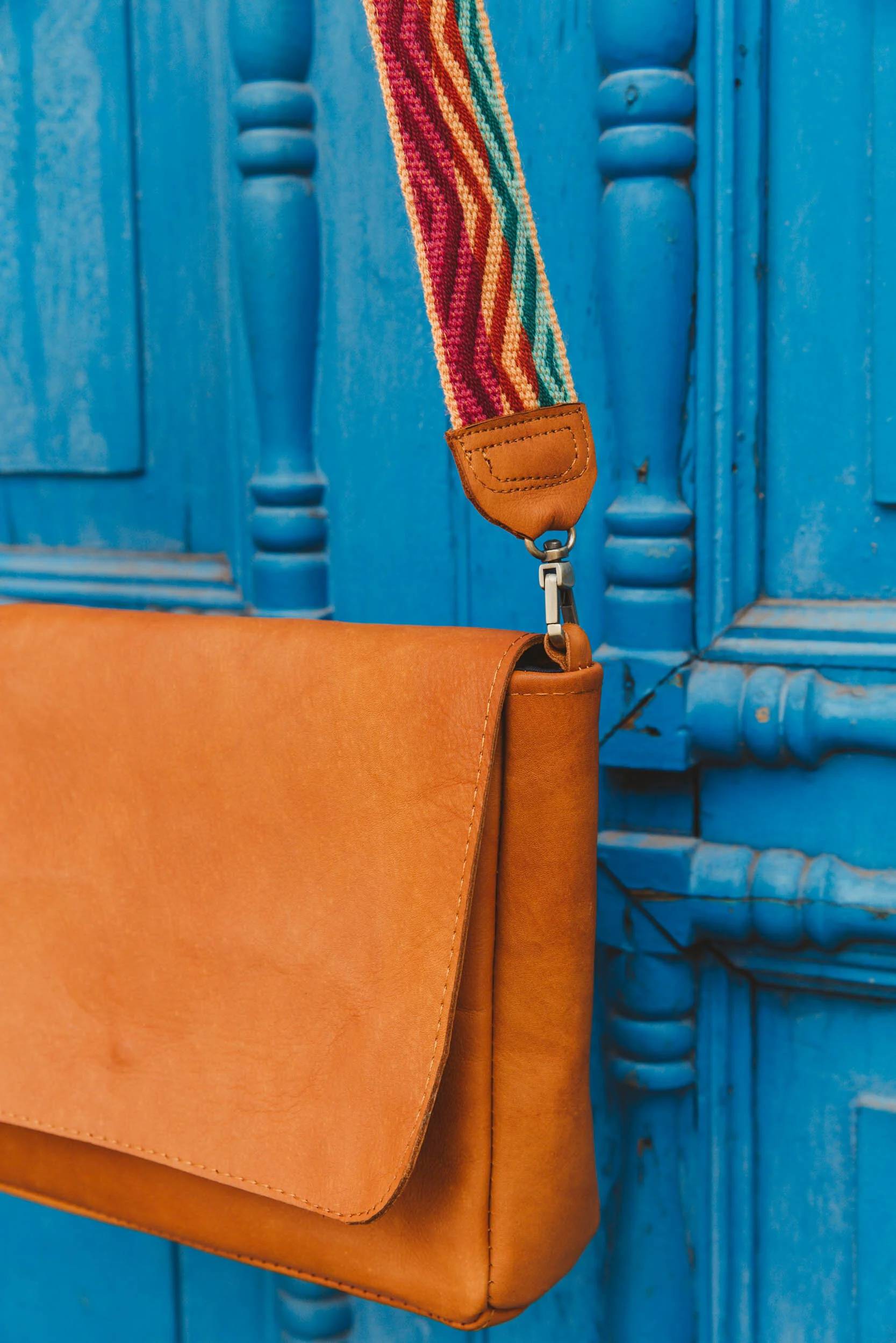 tan leather crossbody bag made in Peru