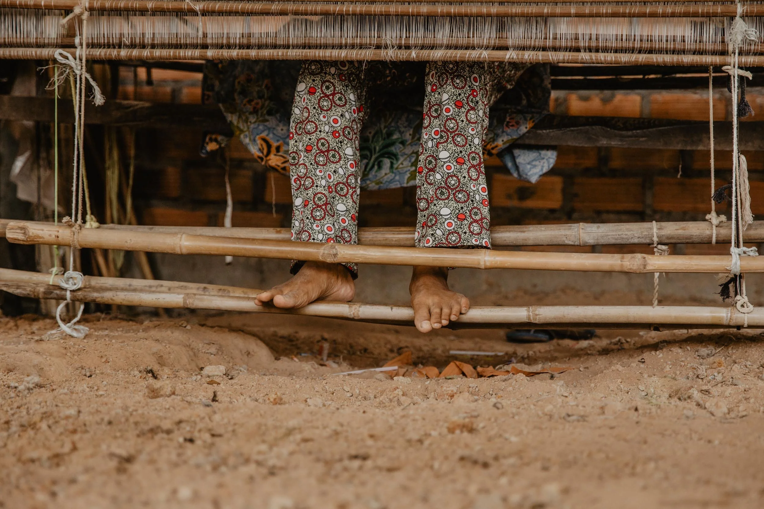 feet under the loom