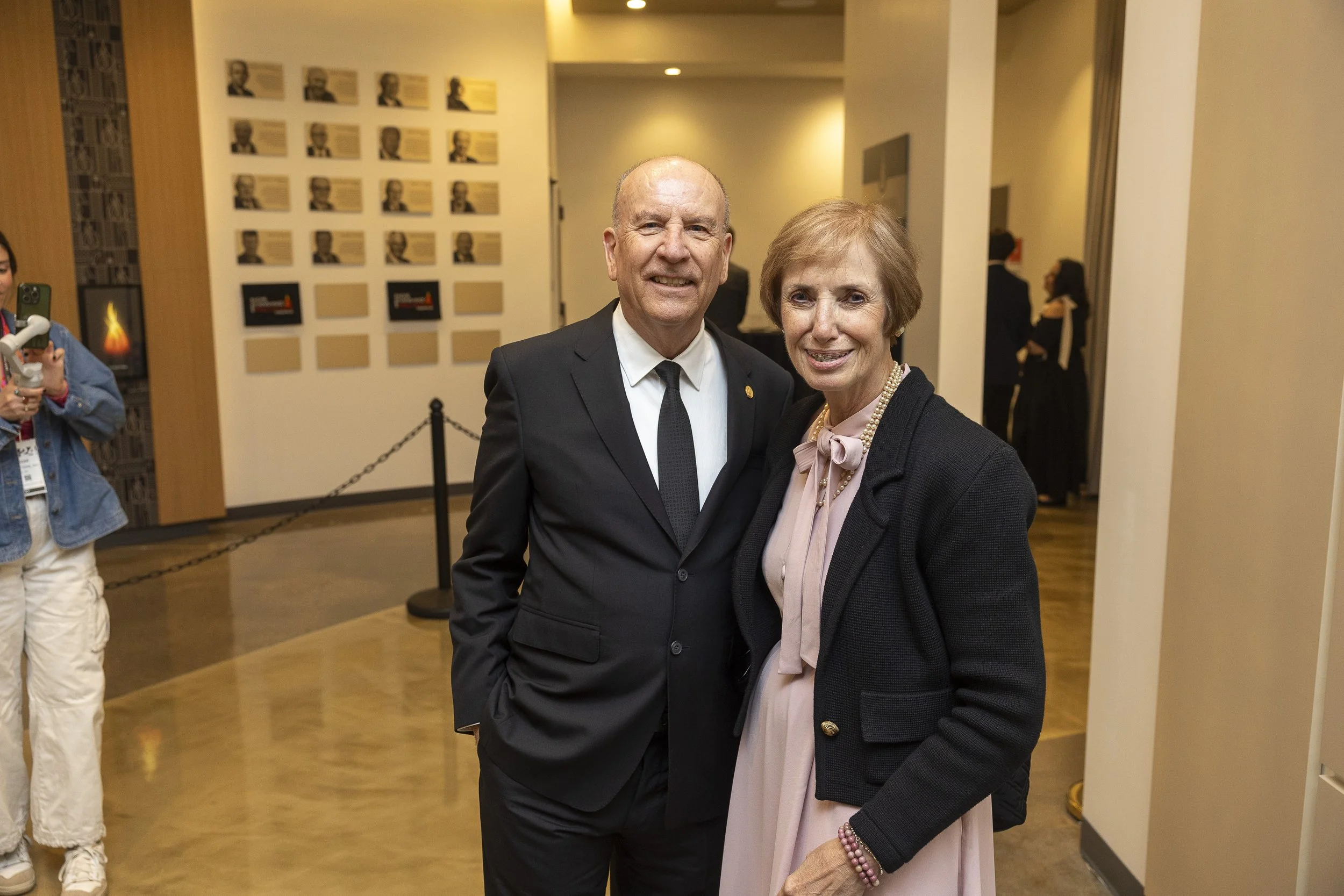 HOFpinning24-29.jpg
