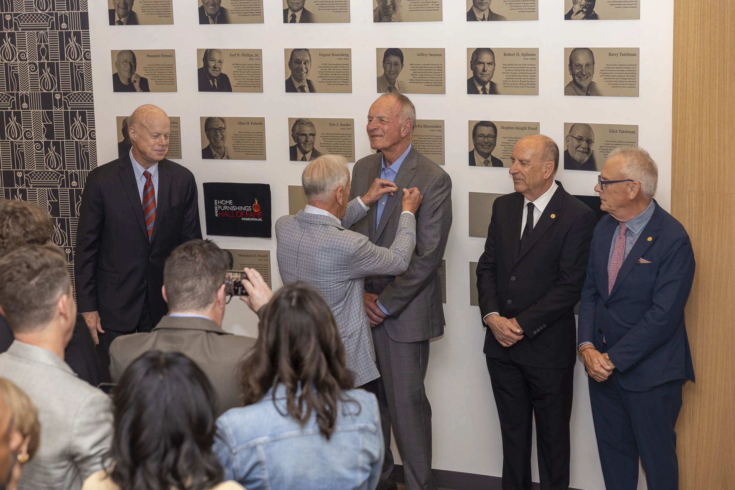 HOFpinning24-65.jpg