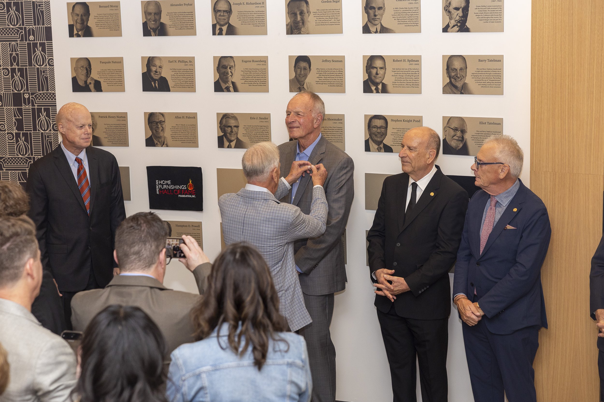 HOFpinning24-66.jpg