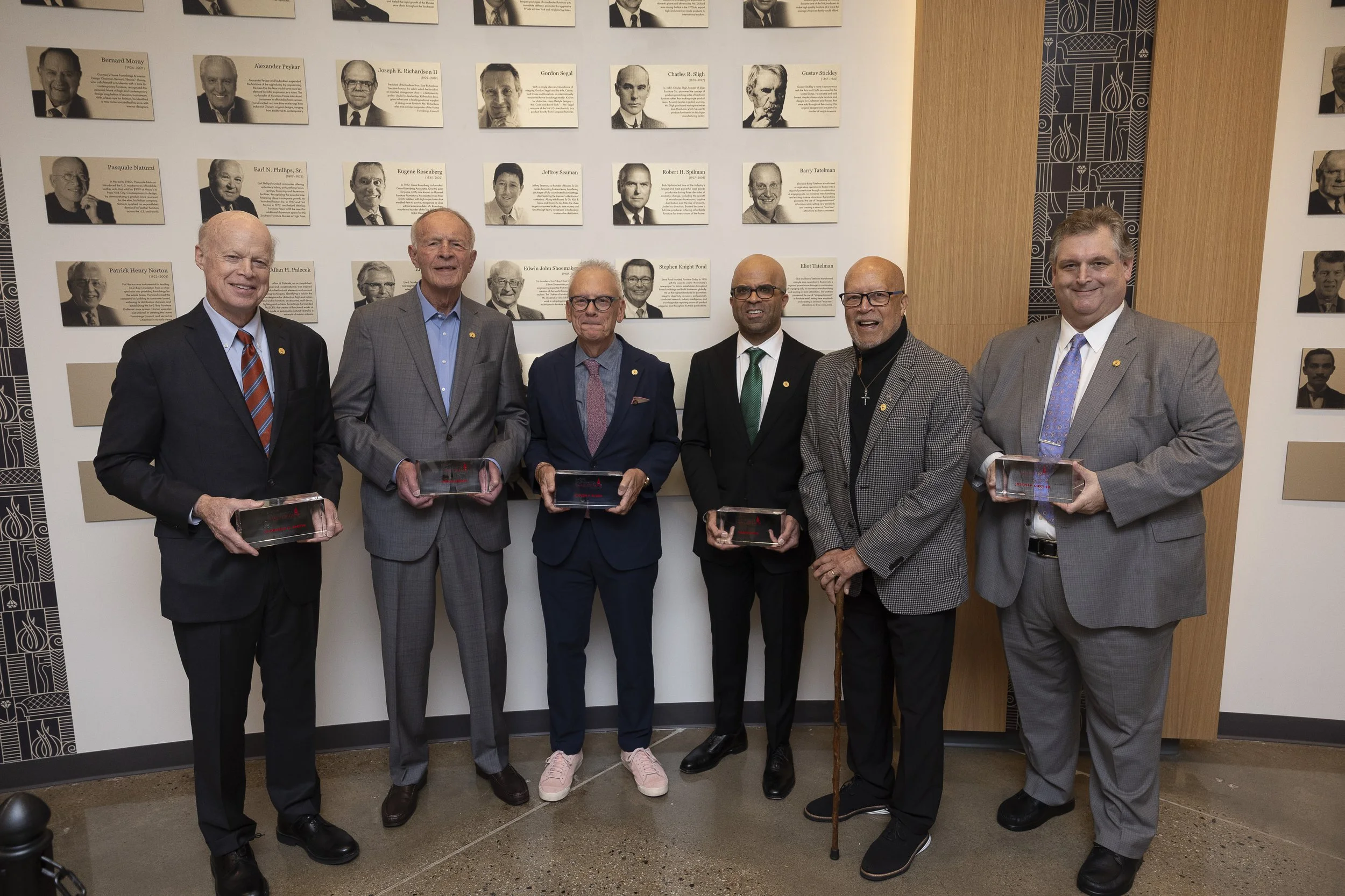 HOFpinning24-94.jpg