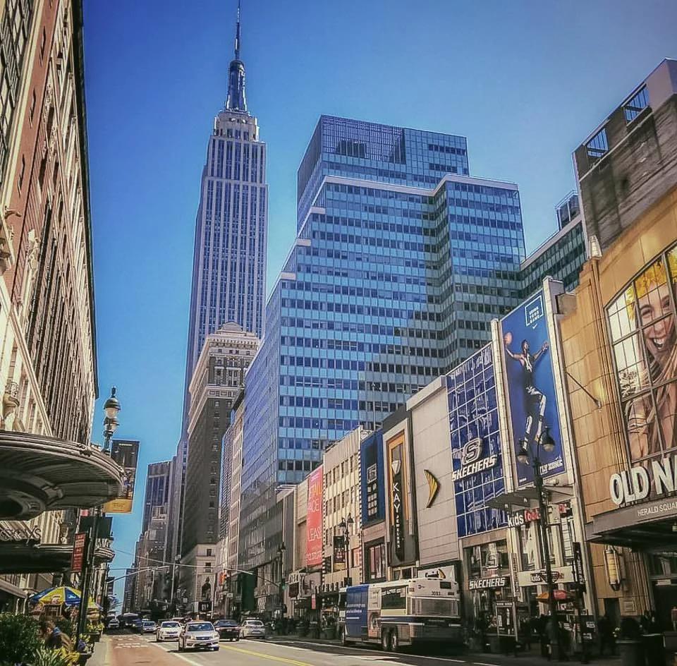 YOU ARE ABOUT TO EXPERIENCE NEW YORK AS A NEW YORKER DOES – NO TOURIST TRAPS.