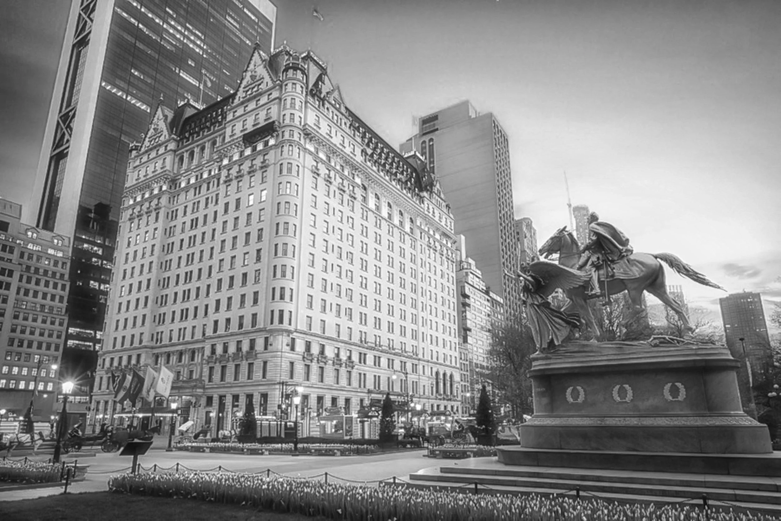 THE PLAZA HOTEL, NEW YORK CITY. PHOTO: @LUCASCOMPAN