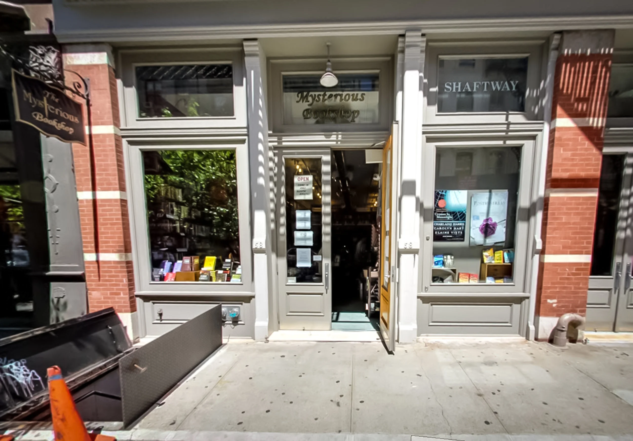 THE MYSTERIOUS BOOKSHOP IS LOCATED AT 58 WARREN STREET, NEW YORK CITY. PHOTO: LUCAS COMPAN